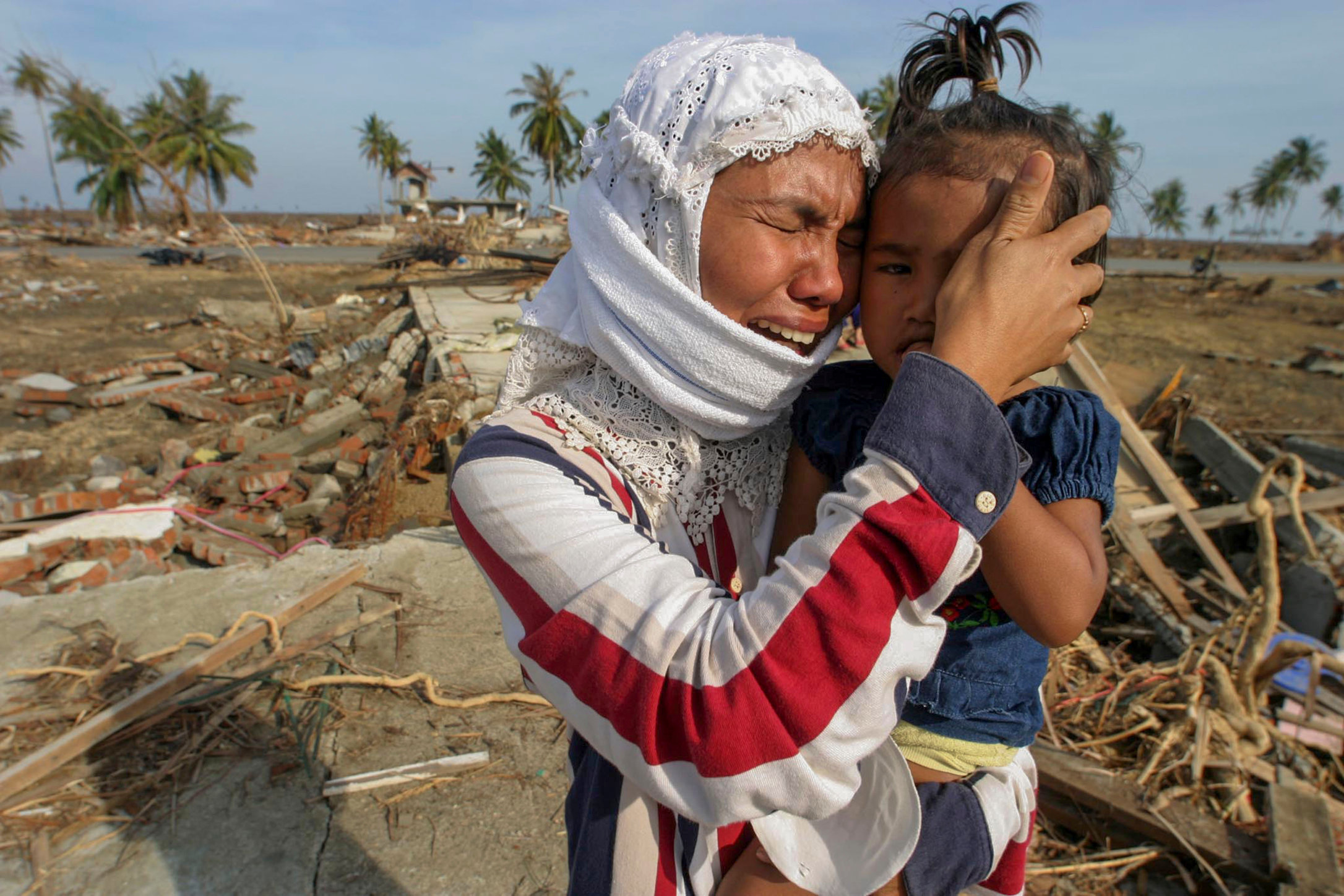 Погибшие при цунами в тайланде 2004 Погибшие при цунами в тайланде 2004